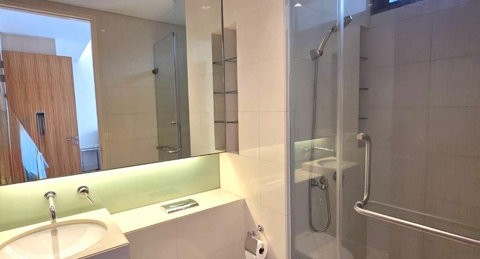 For rent and for sale 3 bedrooms condo in Khlong Toei, Bangkok