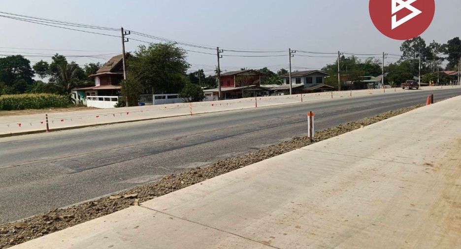 For sale land in Bang Rakam, Phitsanulok