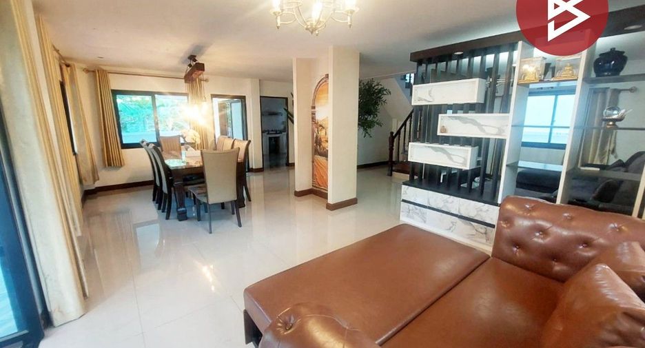For sale 3 ベッドルーム house in Khlong Sam Wa, Bangkok