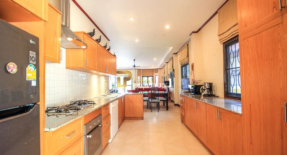 À vendre 3 chambres villa à Hua Hin, Prachuap Khiri Khan