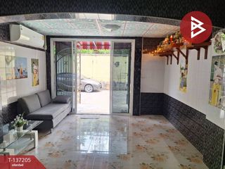 Reihenhaus zum Kauf mit 2 Zimmer in Khlong Sam Wa, Bangkok