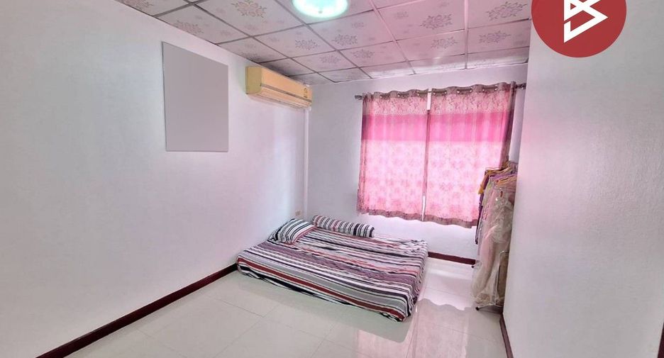 Reihenhaus zum Kauf mit 2 Zimmer in Khlong Sam Wa, Bangkok