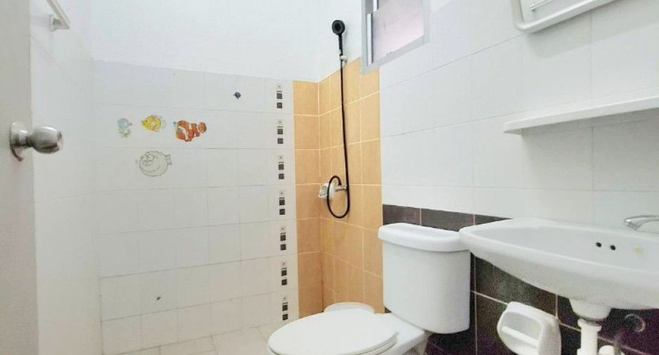 For sale 3 bedrooms townhouse in Mueang Chon Buri, Chonburi