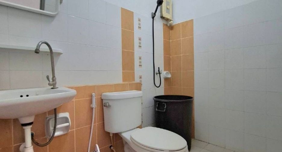 For sale 3 bedrooms townhouse in Mueang Chon Buri, Chonburi
