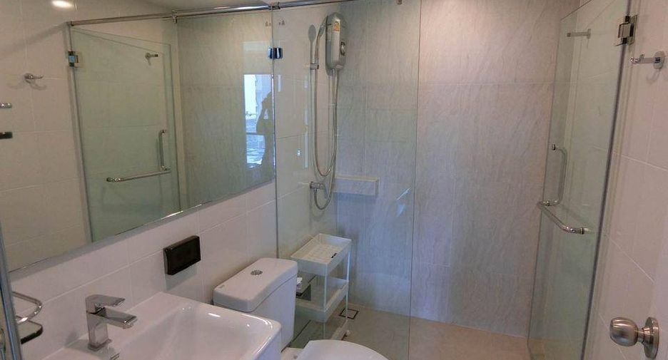 For rent 1 bed condo in Bang Na, Bangkok