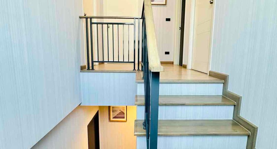 For rent and for sale 4 bedrooms house in East Pattaya, Pattaya