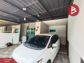 For sale 3 bedrooms townhouse in Bang Phli, Samut Prakan