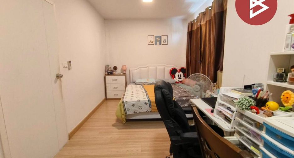 Reihenhaus zum Kauf mit 3 Zimmer in Bang Phli, Samut Prakan