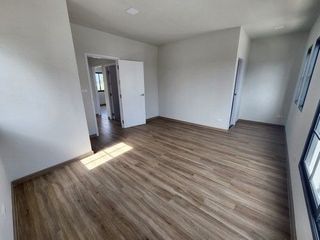 For rent 3 bedrooms house in Bang Sao Thong, Samut Prakan