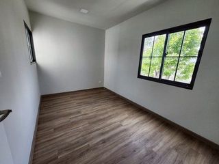 For rent 3 bedrooms house in Bang Sao Thong, Samut Prakan