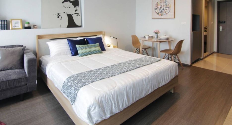 For rent 1 bed condo in Phra Khanong, Bangkok