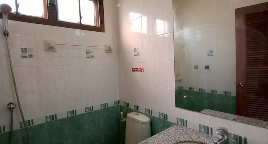 For rent 3 bedrooms house in Mueang Chiang Mai, Chiang Mai