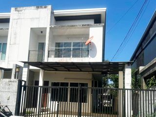 For Rent 2 Bedroom Townhouse In Mueang Chiang Mai