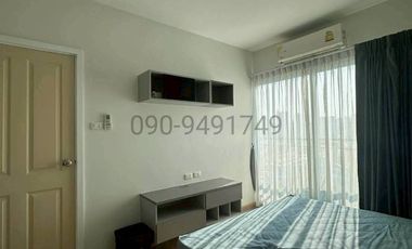 À louer 2 chambres condo à Huai Khwang, Bangkok