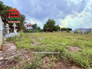 Terreno en venta en Bang Yai, Nonthaburi