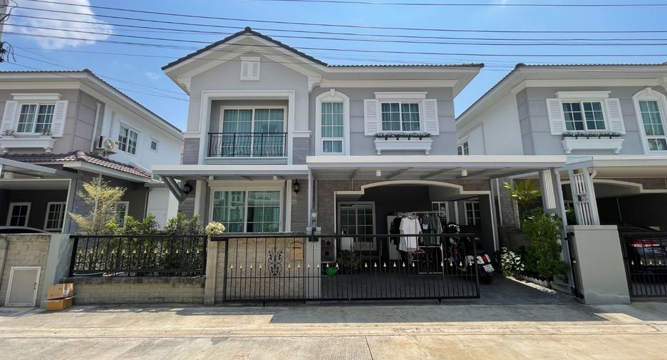For sale 4 bedrooms house in Mueang Samut Prakan, Samut Prakan