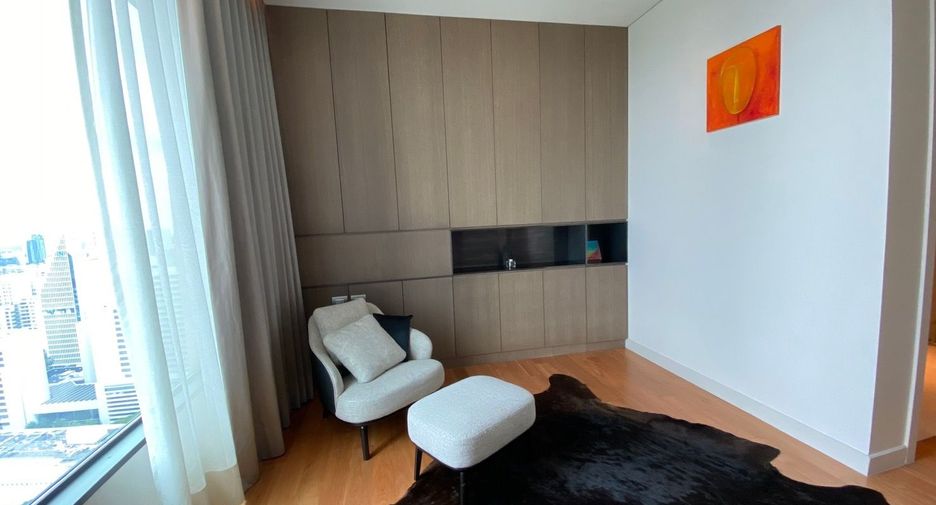 Wohnung zur Miete mit 3 Zimmer in Pathum Wan, Bangkok