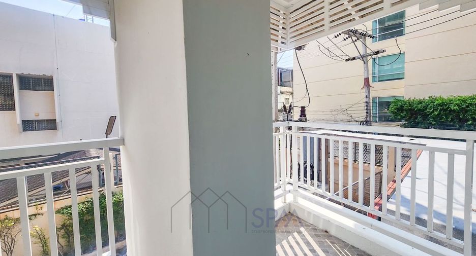 For sale 2 bedrooms condo in Hua Hin, Prachuap Khiri Khan