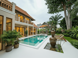 Villa en venta de 5 habitaciones en Bang Lamung, Chonburi