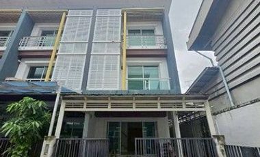 For sale 3 bedrooms townhouse in Pak Kret, Nonthaburi