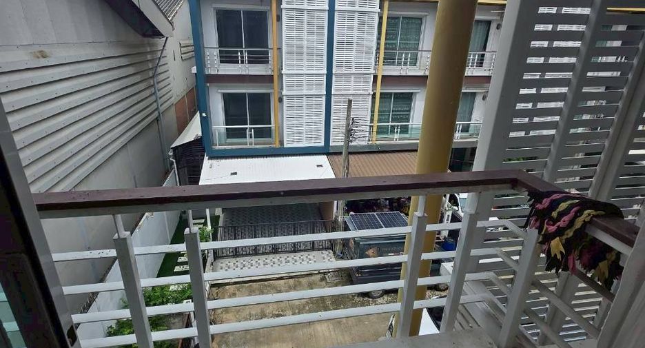 For sale 3 bedrooms townhouse in Pak Kret, Nonthaburi