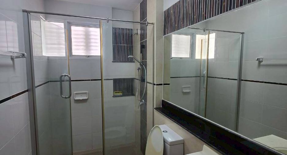 For sale 3 bedrooms townhouse in Pak Kret, Nonthaburi