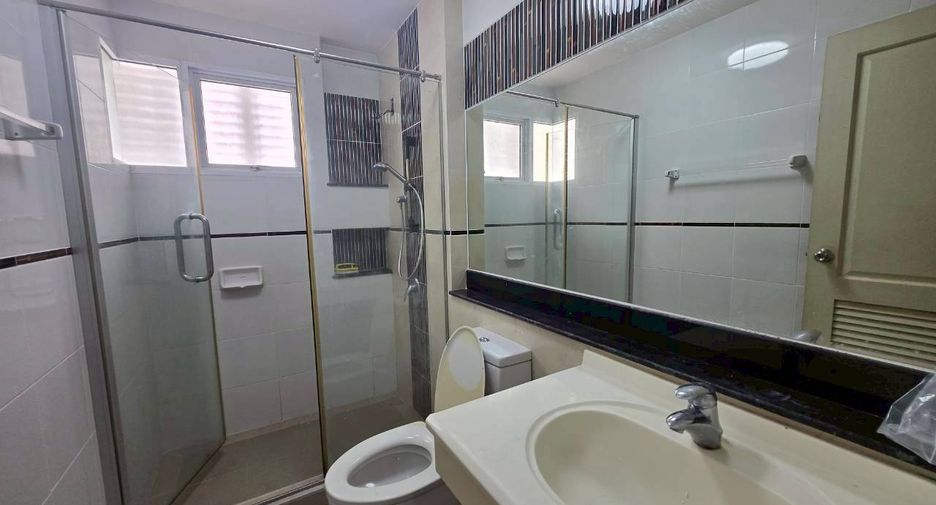 For sale 3 bedrooms townhouse in Pak Kret, Nonthaburi