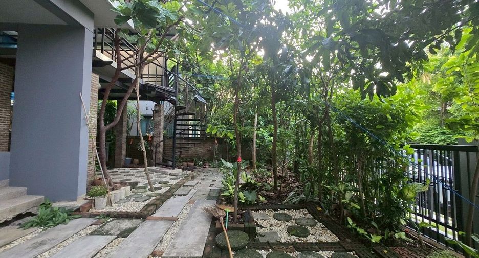 For sale 4 ベッドルーム house in Bang Phli, Samut Prakan