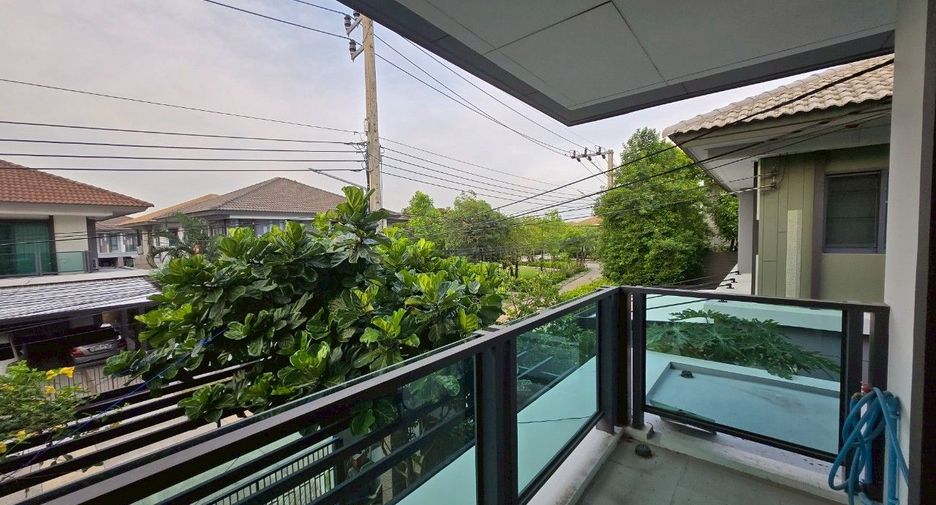 For sale 4 ベッドルーム house in Bang Phli, Samut Prakan