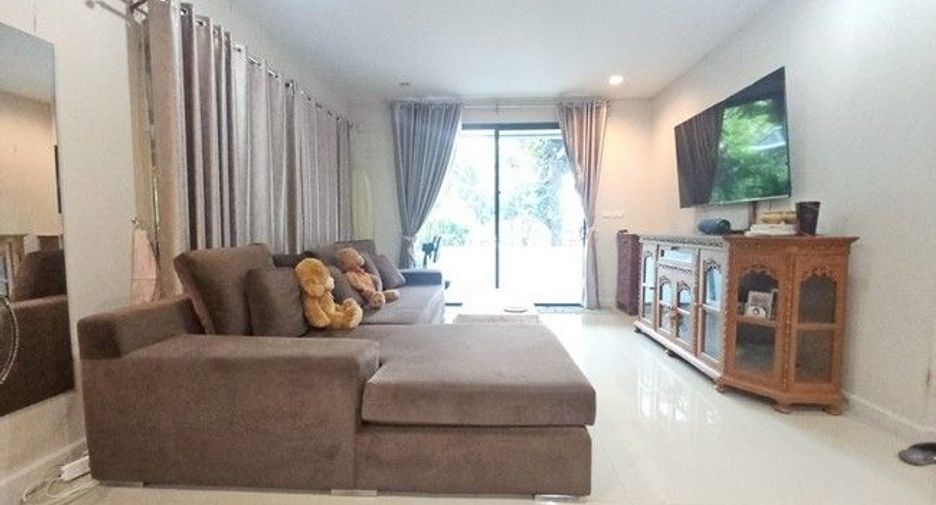 For sale 4 ベッドルーム house in Bang Phli, Samut Prakan