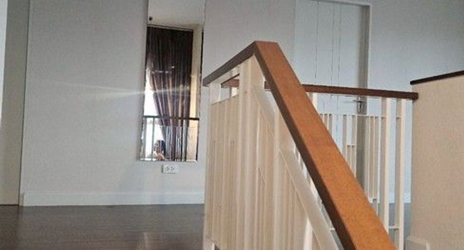 For sale 4 ベッドルーム house in Bang Phli, Samut Prakan