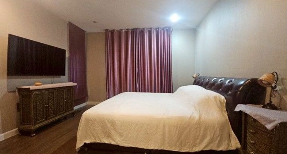 For sale 4 ベッドルーム house in Bang Phli, Samut Prakan