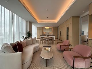 For sale 4 bedrooms condo in Khlong Toei, Bangkok