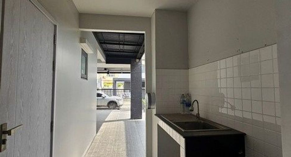 For sale 3 bedrooms house in Bang Phli, Samut Prakan