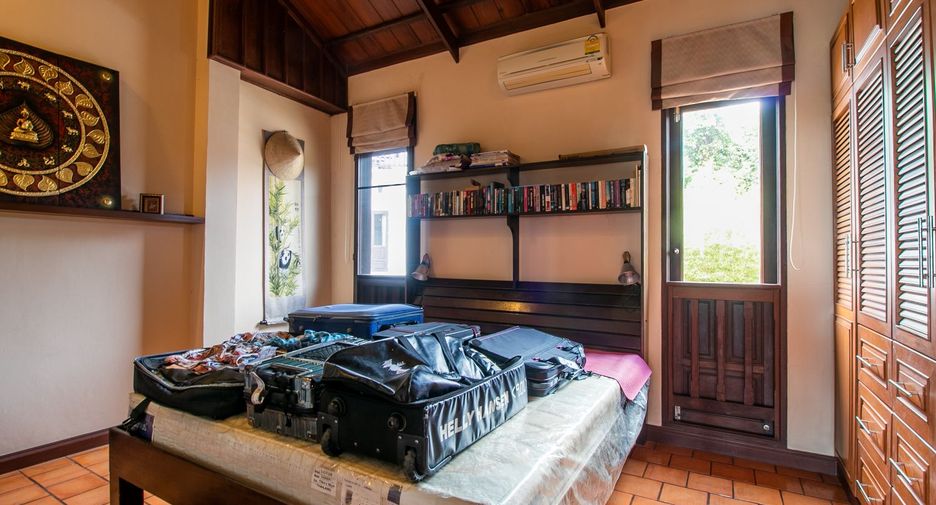 À vendre 3 chambres villa à Klaeng, Rayong