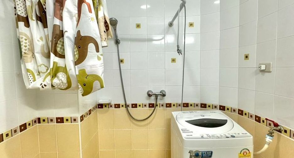 For rent 2 bedrooms condo in Si Racha, Chonburi