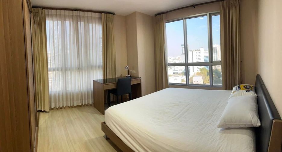 For rent 2 bedrooms condo in Sathon, Bangkok
