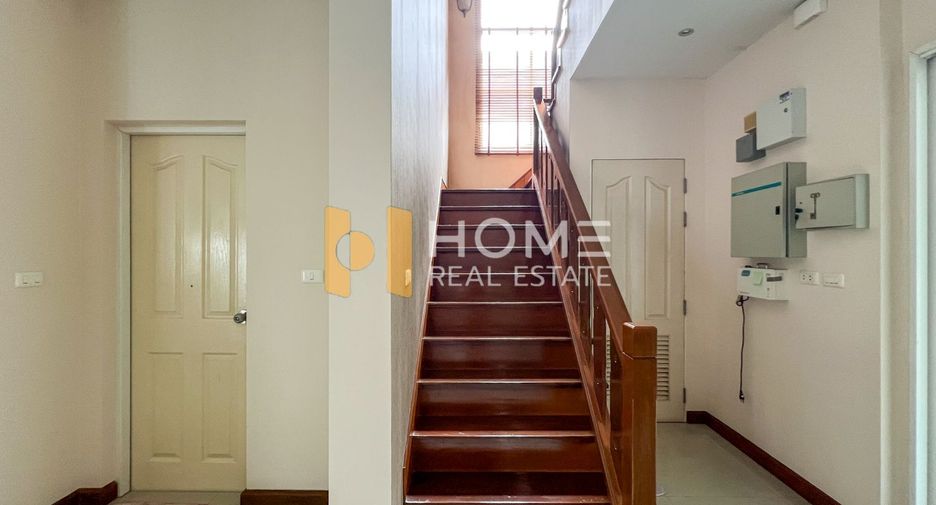 Haus zum Kauf mit 4 Zimmer in Bang Khen, Bangkok
