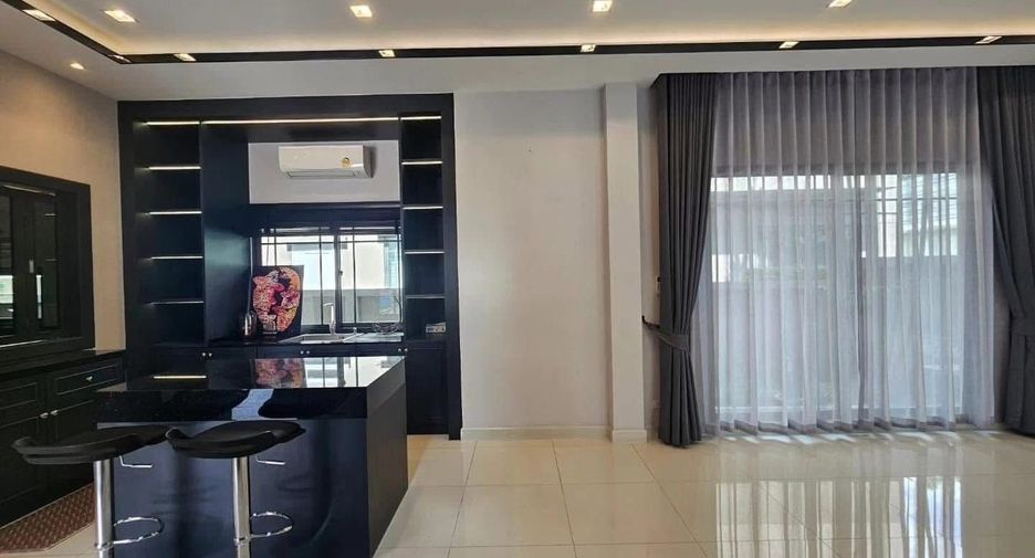 For rent 4 bedrooms house in Bang Kruai, Nonthaburi