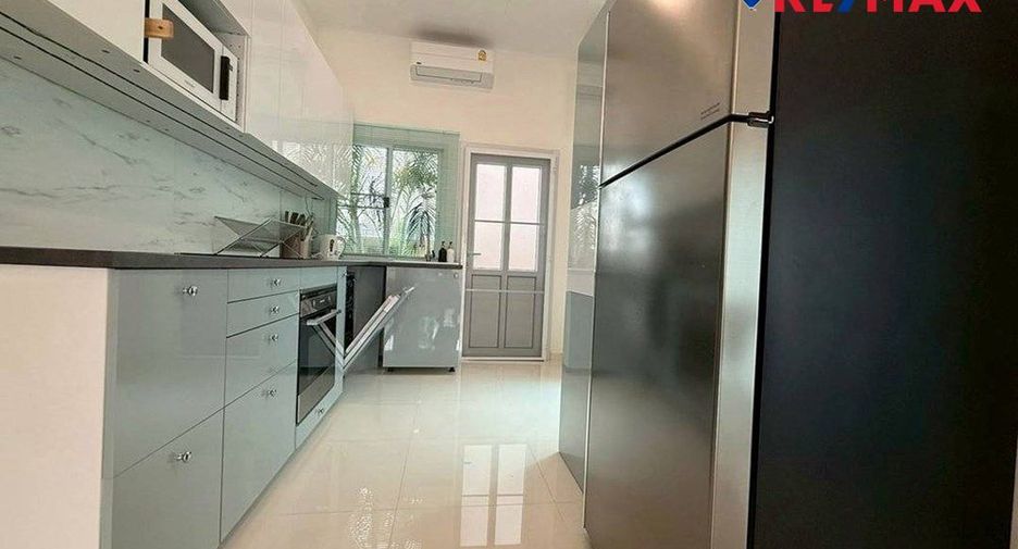 Casa en venta de 3 habitaciones en Huay Yai, Pattaya