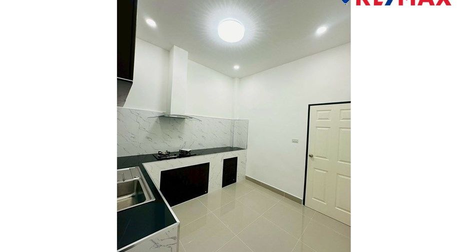 For sale 3 bedrooms house in Bang Lamung, Chonburi