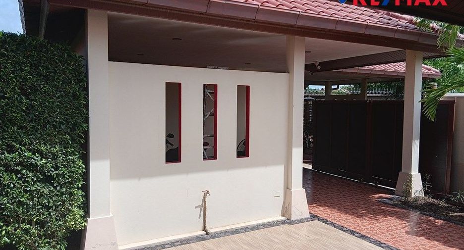 出售 4 卧室 独立屋 在 Bang Lamung, Chon Buri