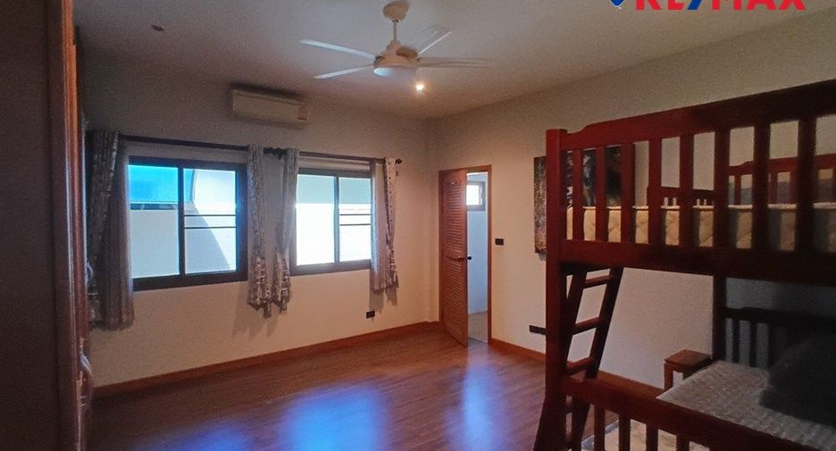 出售 4 卧室 独立屋 在 Bang Lamung, Chon Buri