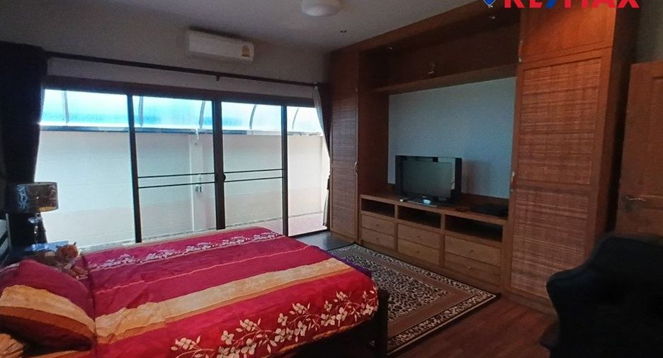 出售 4 卧室 独立屋 在 Bang Lamung, Chon Buri