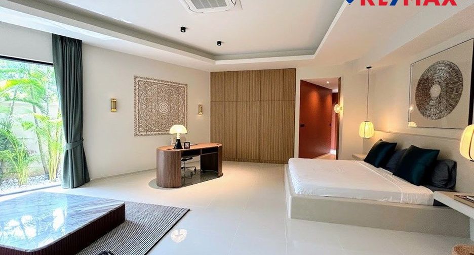 For sale 4 bedrooms house in Bang Lamung, Chonburi