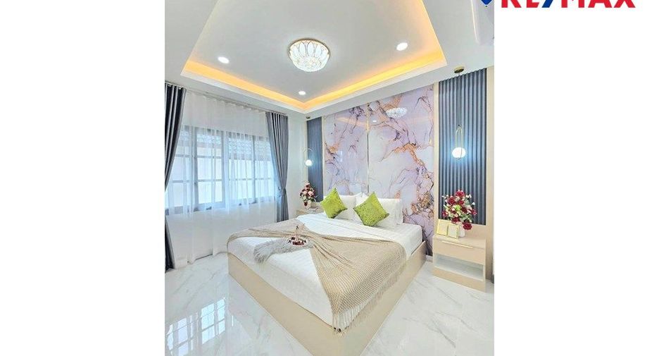 For sale 4 bedrooms house in Sattahip, Chonburi