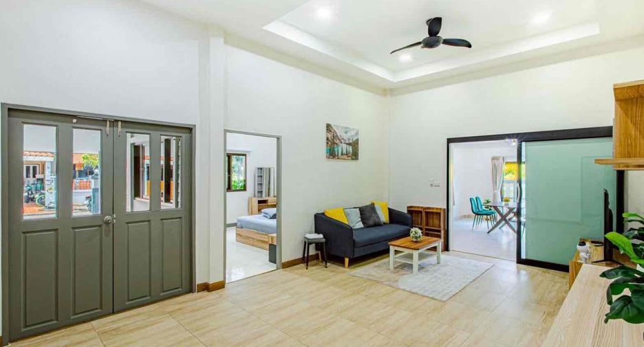For rent 4 bedrooms house in Mueang Phuket, Phuket
