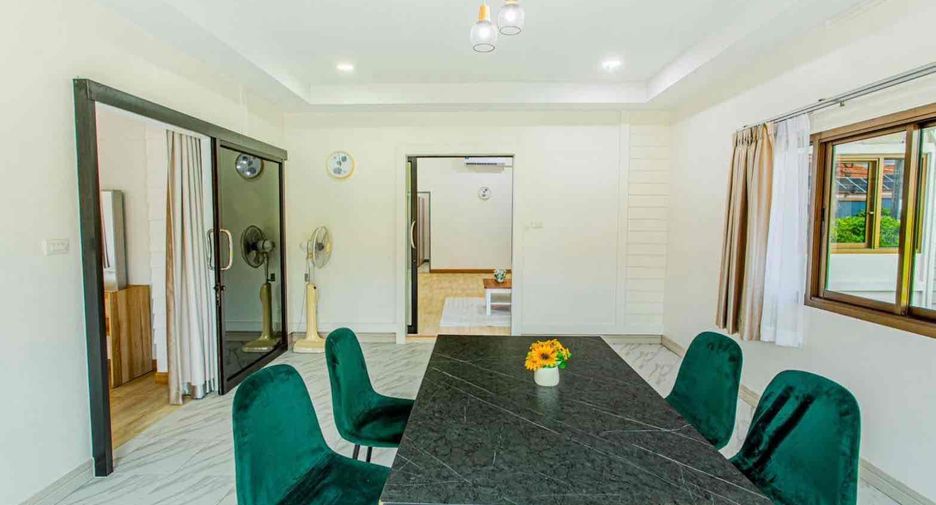 For rent 4 bedrooms house in Mueang Phuket, Phuket