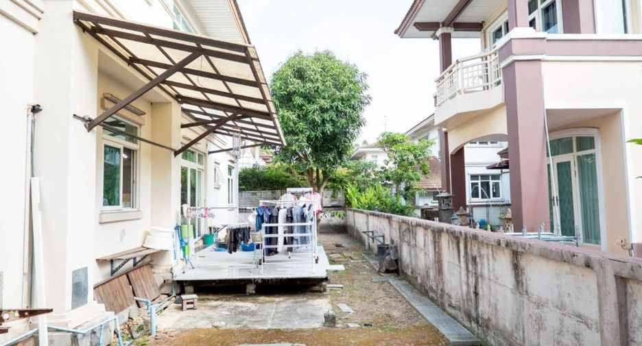 For sale 4 ベッドルーム house in Lam Luk Ka, Pathum Thani