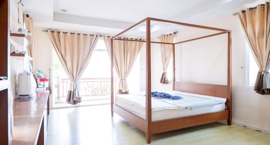 For sale 4 ベッドルーム house in Lam Luk Ka, Pathum Thani